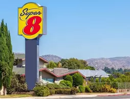 Super 8 by Wyndham Canoga Park | Kaliforniya - Los Angeles County - Canoga Park