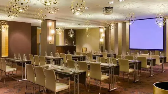 Sofitel Warsaw Victoria | Mazovya Voyvodalığı - Varşova (ve civarı) - Varşova Kent Merkezi - Srodmiescie