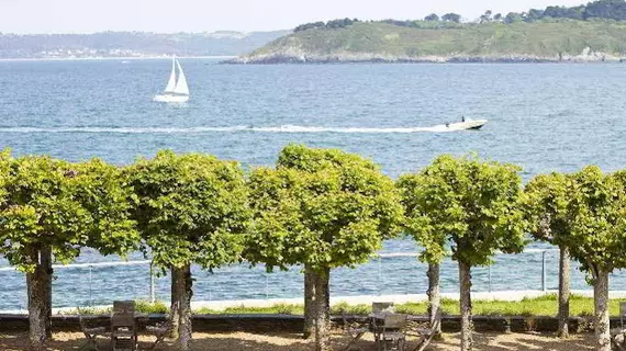 Grand Hotel des Bains | Brittany - Finistere - Locquirec