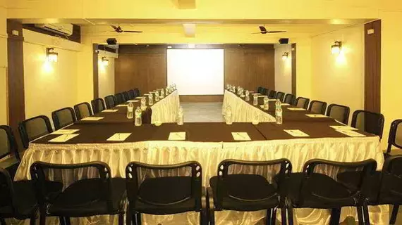 Hotel Vinyasa | Maharaştra - Raigad - Bombay (ve civarı) - Thane