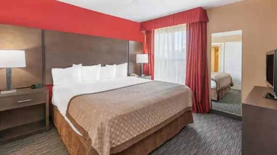 Hawthorn Suites by Wyndham Detroit Warren | Michigan - Detroit (ve civarı) - Warren