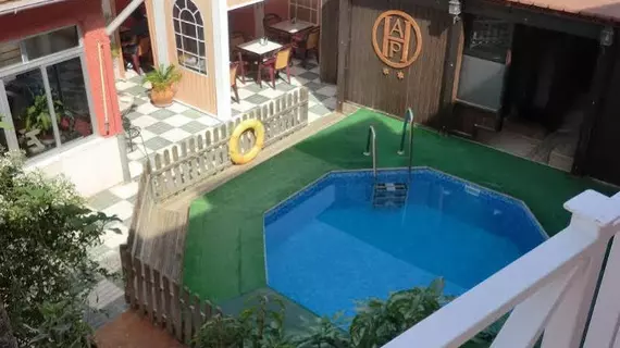 Hostal Alhaja Playa | Andalucia - Cadiz (vilayet) - El Puerto de Santa Maria