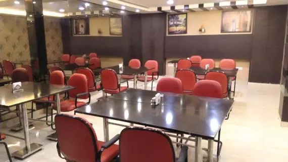 Hotel Arihant Inn | Batı Delhi - Ulusal Eyalet Başkenti Delhi - Delhi (ve civarı) - Yeni Delhi - Karol Bagh