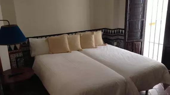 Hostal Plaza Santa Cruz | Andalucia - Seville İli - Sevilla - Casco Antiguo