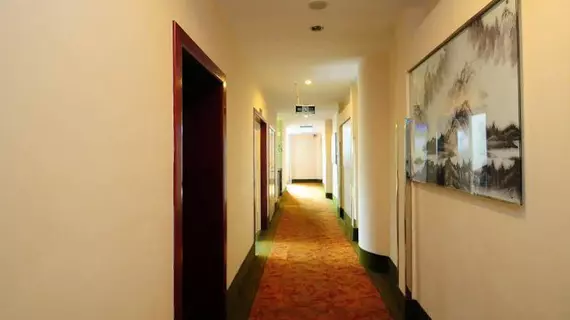 Greentree Inn Hefei Railway Station Qinggong Mall Express Hotel | Anhui - Hefei - Yaohai