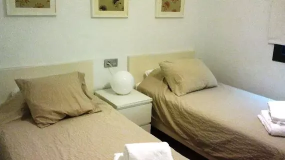 APARTAMENTOS TORRE DE LA PLATA | Andalucia - Seville İli - Sevilla - Casco Antiguo