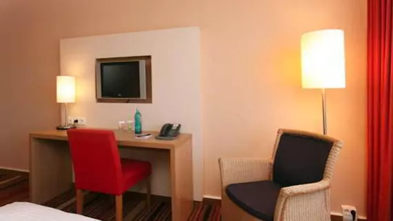 Ramada Hotel Bochum | Kuzey Ren-Westfalia - Essen (ve civarı) - Bochum - Innenstadt