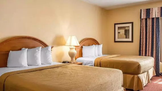 Quality Inn and Suites Florence | Kentucky - Covington (ve civarı) - Floransa