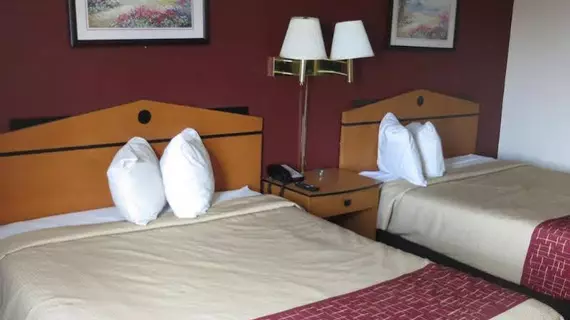 Rodeway Inn And Suites | Alabama - Mobile (ve civarı) - Mobile