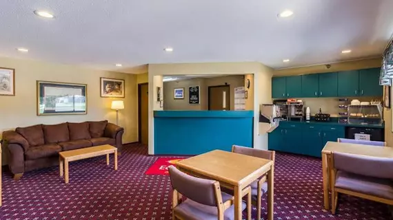 Econo Lodge Ortonville | Minnesota - Montevideo (ve civarı) - Ortonville