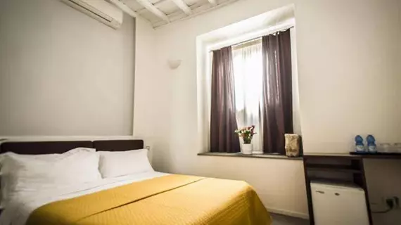 B&B Little Queen | Lazio - Roma (ve civarı) - Roma Kent Merkezi - Navona