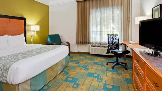 La Quinta Inn & Suites Orlando Convention Center | Florida - Orlando (ve civarı) - International Drive