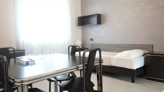 Residence Hotel Torino Uno | Piedmont - Turin (ve civarı) - Turin - Mirafiori