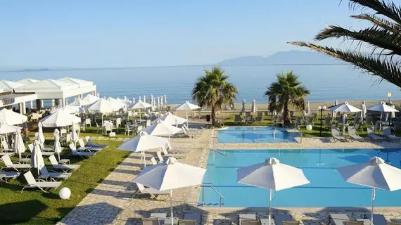 Acharavi Beach Hotel | İyon Adaları - Korfu - Acharavi