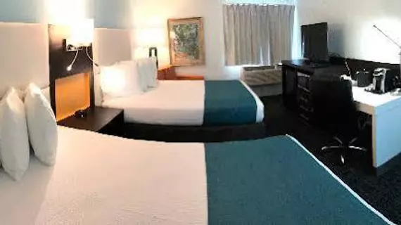 Best Western Plus Kissimmee-Lake Buena Vista South Inn & Suites | Florida - Orlando (ve civarı) - Lake Buena Vista - Disney's Maingate East