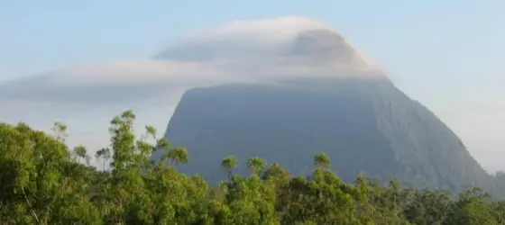 Glass On Glasshouse | Queensland - Glass House Mountains