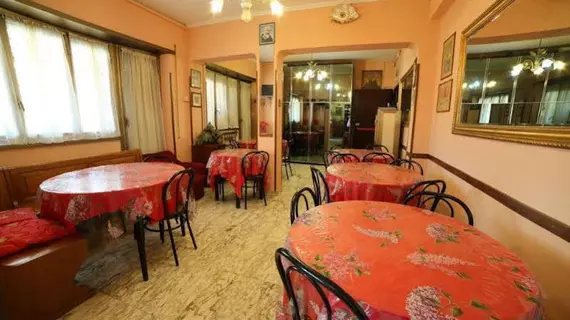 Hotel Domus Mea | Lazio - Roma (ve civarı) - Roma Kent Merkezi - Rione XVIII Castro Pretorio