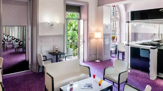 Hôtel Chapelle et Parc | Occitanie - Hautes-Pyrenees - Lourdes - Tarbes (ve civarı) - Lourdes