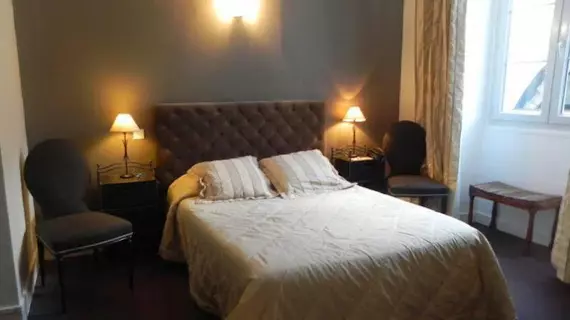 Inter-Hotel Montpensier | Nouvelle-Aquitaine - Pyrenees-Atlantiques - Pau - Centre Ville