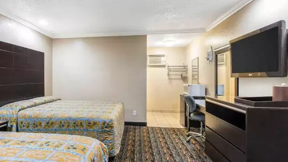 Rodeway Inn San Bernardino | Kaliforniya - San Bernardino County - San Bernardino (ve civarı) - San Bernardino