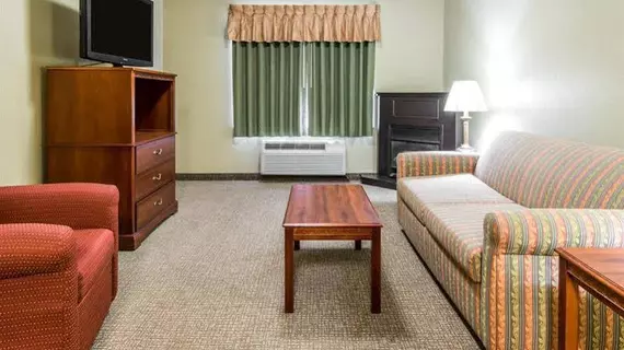 Comfort Suites Owensboro | Kentucky - Owensboro (ve civarı) - Owensboro