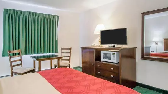 Econo Lodge Lincoln City | Oregon - Oregon Coast - Lincoln City