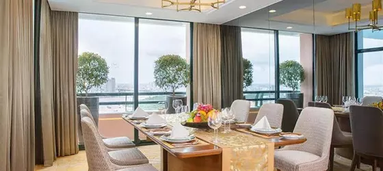 Sheraton Saigon Hotel & Towers | Binh Duong (vilayet) - Ho Şi Min Şehri (ve civarı) - Ho Chi Minh City - Quận 1 - Japon Mahallesi