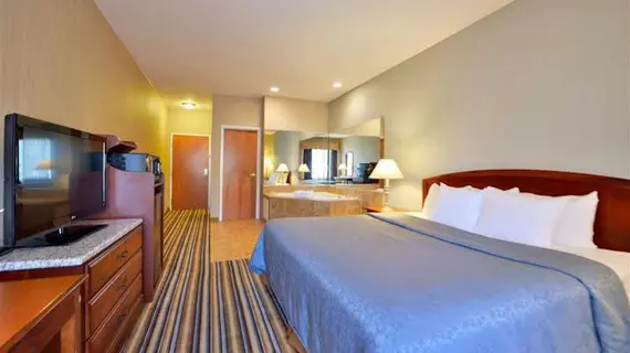 Best Western Plus New England Inn & Suites | Connecticut - Hartford (ve civarı) - Berlin