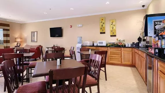 Days Inn & Suites Cabot | Arkansas - Little Rock (ve civarı) - Cabot