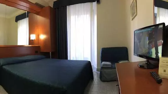 Hotel Aurora | Lombardy - Milano (ve civarı) - Milano - Merkez İstasyonu