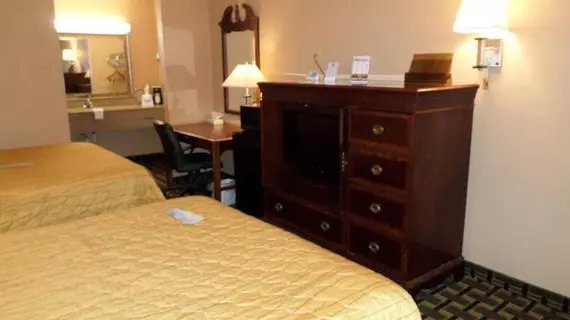 Days Inn Kent - Akron | Ohio - Summit İlçesi - Akron (ve civarı) - Kent