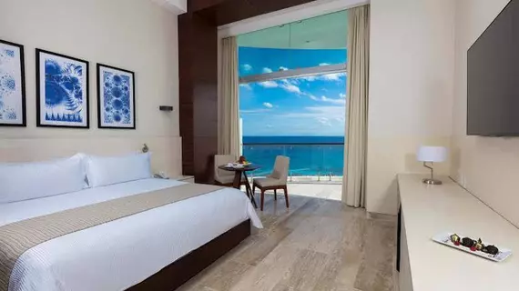 Reflect Krystal Grand Cancun - All Inclusive | Quintana Roo - Benito Juárez - Cancun (ve civarı) - Oteller Bölgesi - Avenida Kukulkan