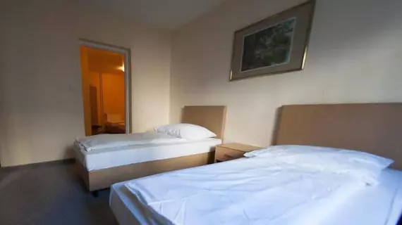 Pension Alpha Frankfurt City | Hessen - Frankfurt (ve civarı) - Frankfurt - Gutleutviertel