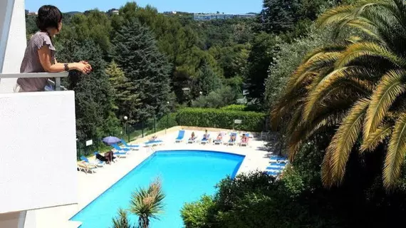 Residence iere Les Agapanthes | Provence - Alpes - Cote d'Azur - Var - Cannes (ve civarı) - Cannes