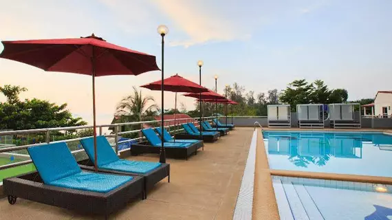 Blue Wave Hotel Hua Hin | Prachuap Khiri Khan (ili) - Hua Hin (ve civarı) - Hua Hin - Khao Takiab