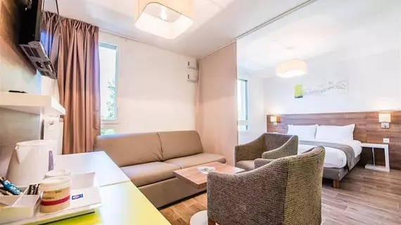 Comfort Suites Universités Grenoble Est | Auvergne-Rhone-Alpes - Isere - Saint-Martin-d'Heres