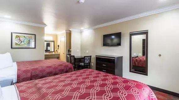 Econo Lodge Inn & Suites | Kaliforniya - San Diego County - Escondido