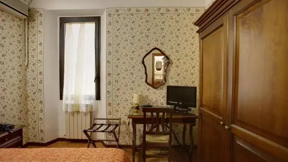 Hotel Ariele | Toskana - Floransa (il) - Floransa - Porta al Prato - Santa Maria Novella