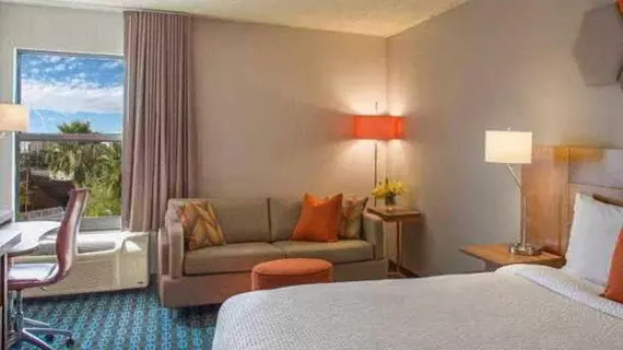 Fairfield Inn Las Vegas Airport | Nevada - Clark County - Las Vegas (ve civarı) - Las Vegas - Paradise