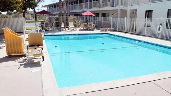 Motel 6 Morro Bay | Kaliforniya - San Luis Obispo (ve civarı) - Morro Bay