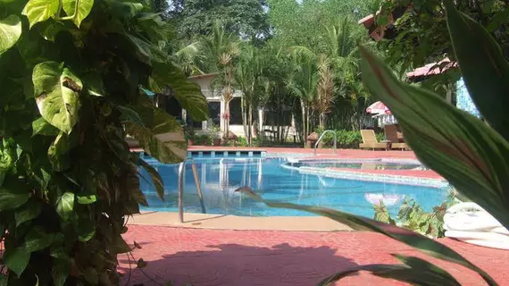 Country Club De Goa Hotel | Goa - Kuzey Goa - Anjuna