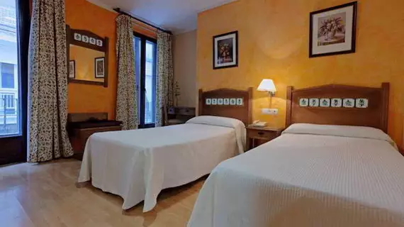 Hotel Cedran | Andalucia - Granada (il) - Granada - Granada City Center