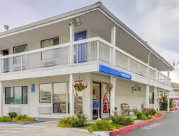 Motel 6 Medford North | Oregon - Medford (ve civarı) - Medford