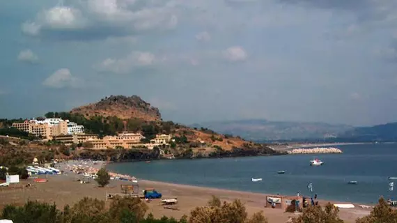 Yota Beach | Ege Adaları - Rodos Bölgesel Birimi - Rodos