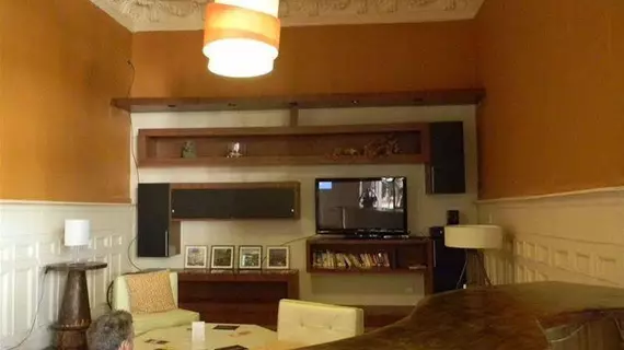 Happy House Hostel | Santiago - Santiago (ve civarı) - Santiago - Barrio Brasil