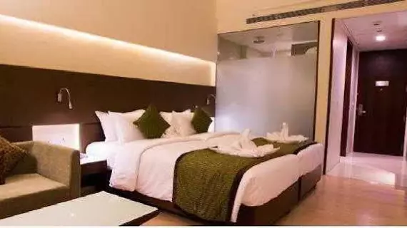 Grand Exotica Business Hotel | Maharaştra - Pune Bölgesi - Pune