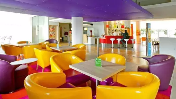 Hotel ibis Lisboa Alfragide | Lizbon Bölgesi