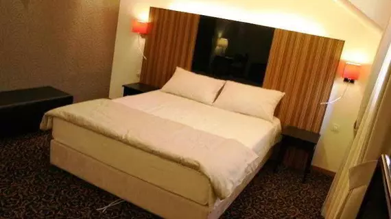 Hotel Crystal | Sarajevo Canton - Sarajevo - Ilidža