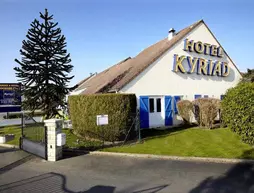 Kyriad Plaisir St Quentin En Yvelynes | Ile-de-France - Yvelines (bölge) - Plaisir