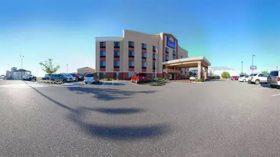 Comfort Inn and Suites Quail Springs | Oklahoma - Oklahoma City (ve civarı) - Oklahoma